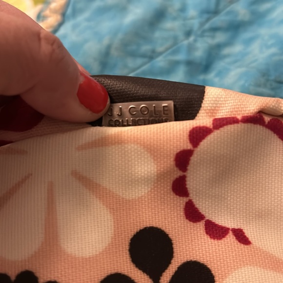 J.J Cole diaper/wipe pod bag - Picture 2 of 6